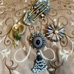 Vintage Brooch / Pin Lot